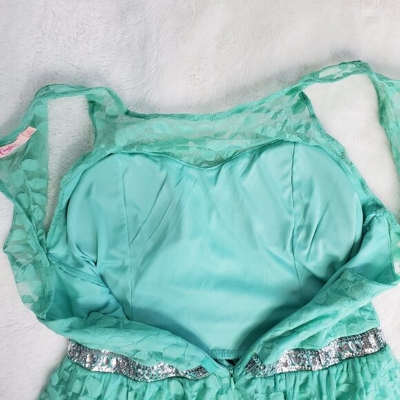 Mint Green Leaf Dress w/ Sparkly Belt and Cutouts SMALL - Picture 5 of 7